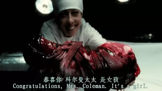 現(xiàn)實版孤兒怨VS電影版《孤兒怨》現(xiàn)實永遠比電影更恐怖，太嚇人了！